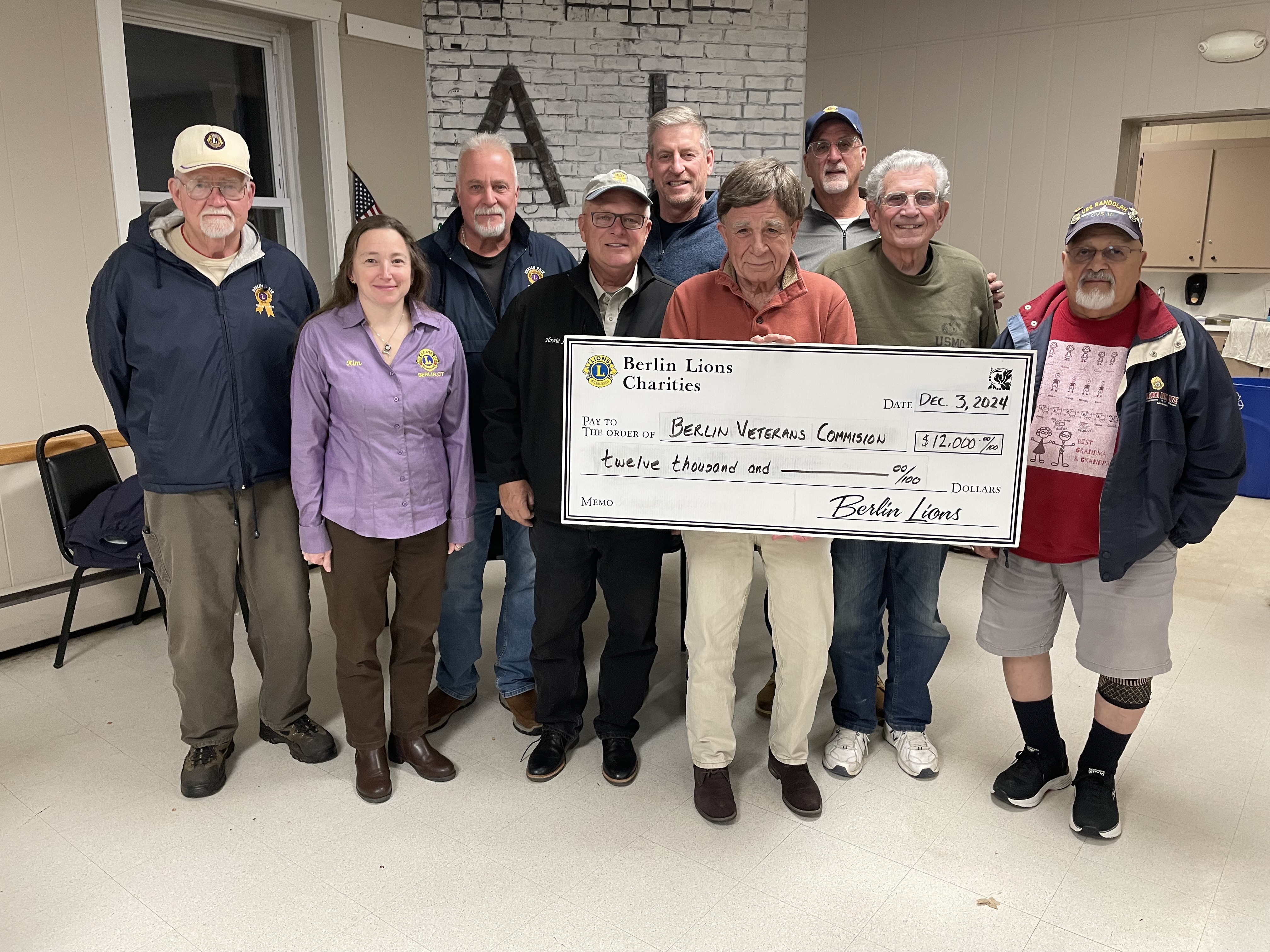 Berlin Lions Club - Presentation of Check to the Veterans Commission